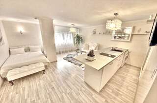 Апартаменты Juozapaviciaus apartments Вильнюс Апартаменты Делюкс - Juozapaviciaus 3-4